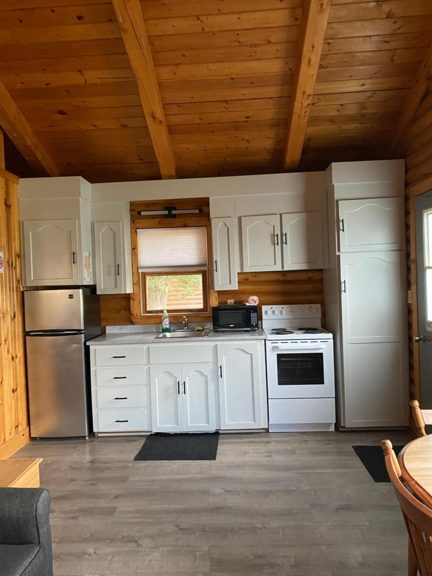 Adventures East Cottages And Campground Baddeck Inlet Dış mekan fotoğraf